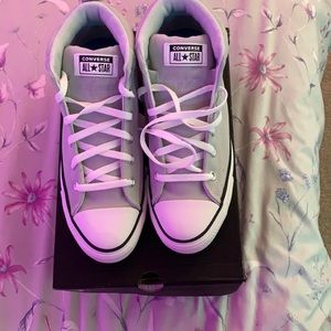 Light grey converse
